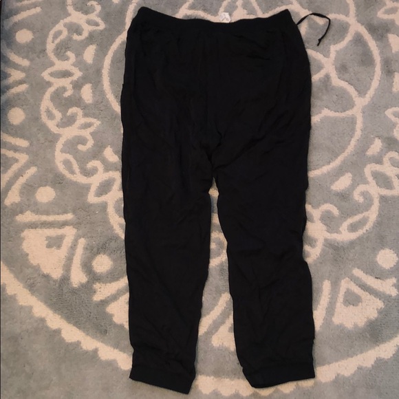 Lululemon Joggers - Picture 3 of 5